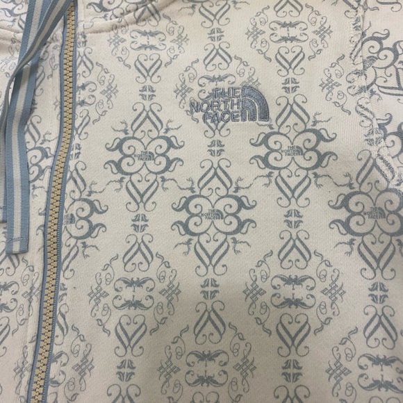 The North Face Full Zip Hoodie Women’s Medium - Picture 3 of 6